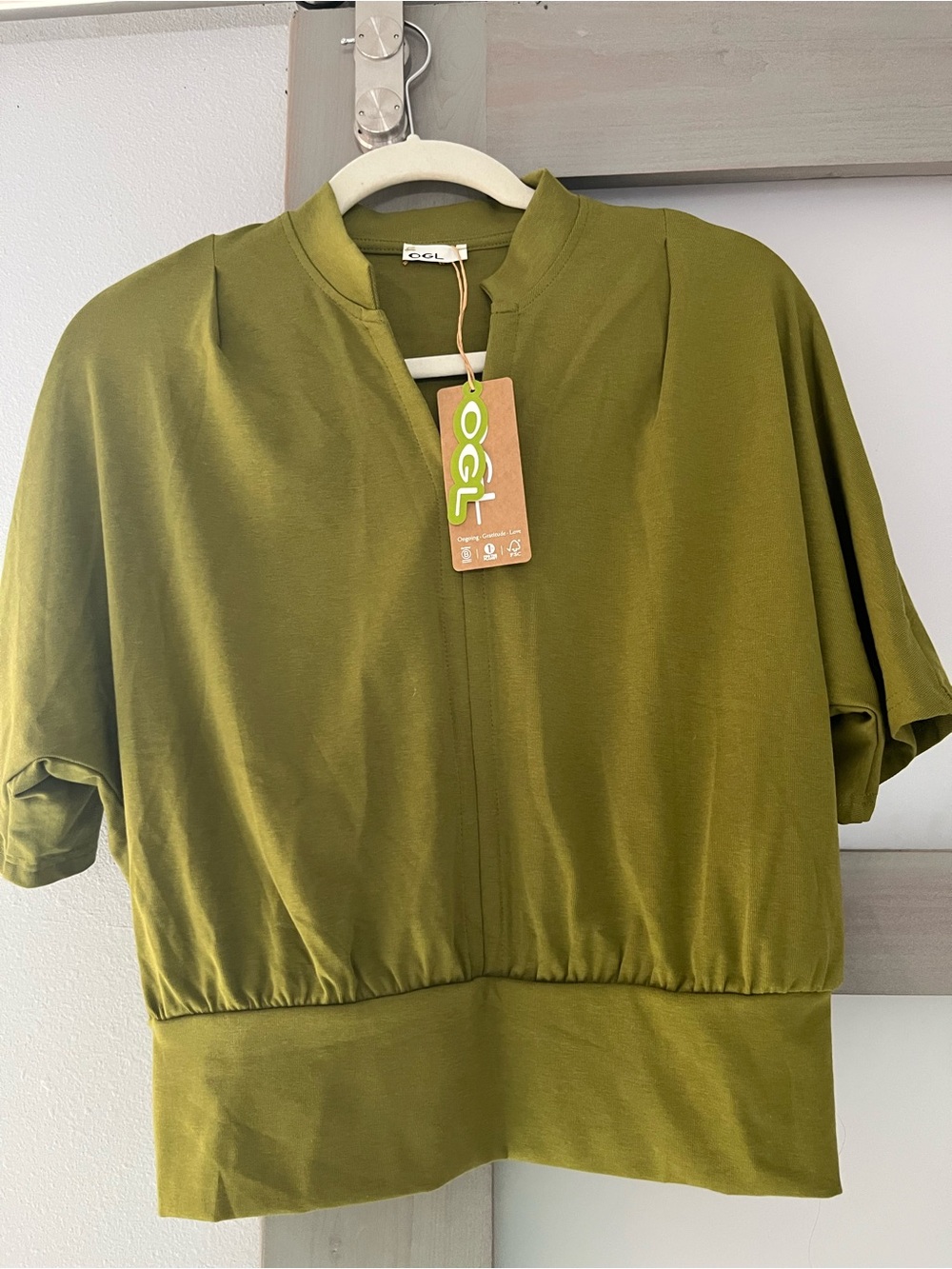 OGL Stand Collar V-Neck Short Sleeve Top — Kimono Sleeves Peri Green Large